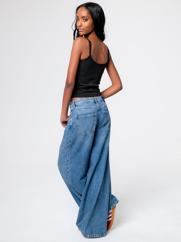 UCF - The Catch Cami - Black